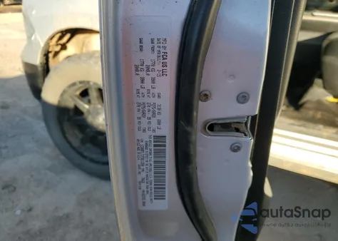 2015 Ram 1500 Slt z USA, uszkodzony, nr VIN 1C6RR7LT1FS611350